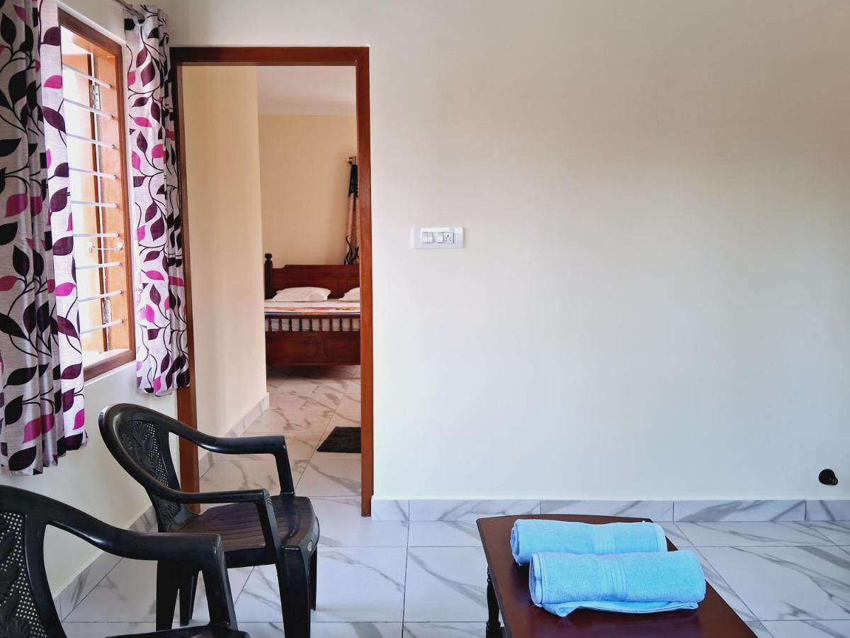 Coorg Teakwood Treasure Homestay 马迪凯里 外观 照片